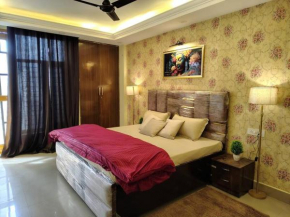 Nilay - Fully Independent - Couple Friendly